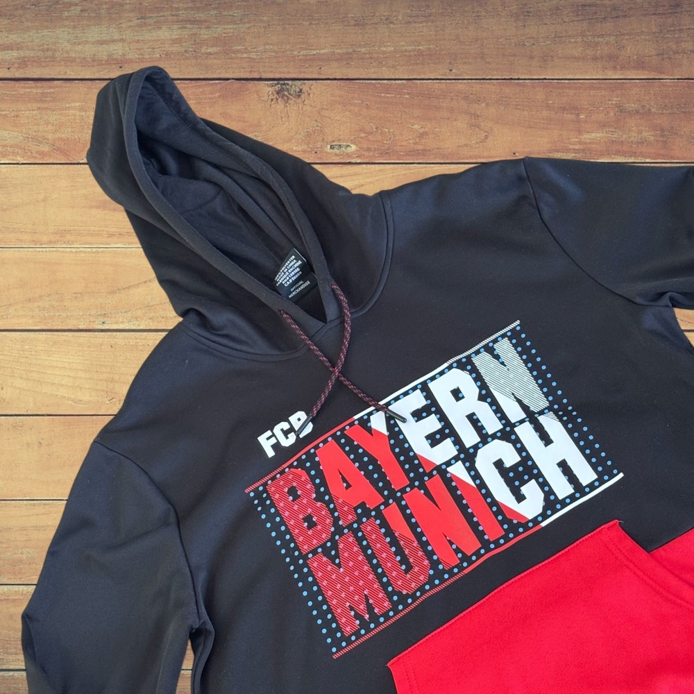FC Bayern Munich Hoodie Mens Medium Black‎ Red Soccer FCB